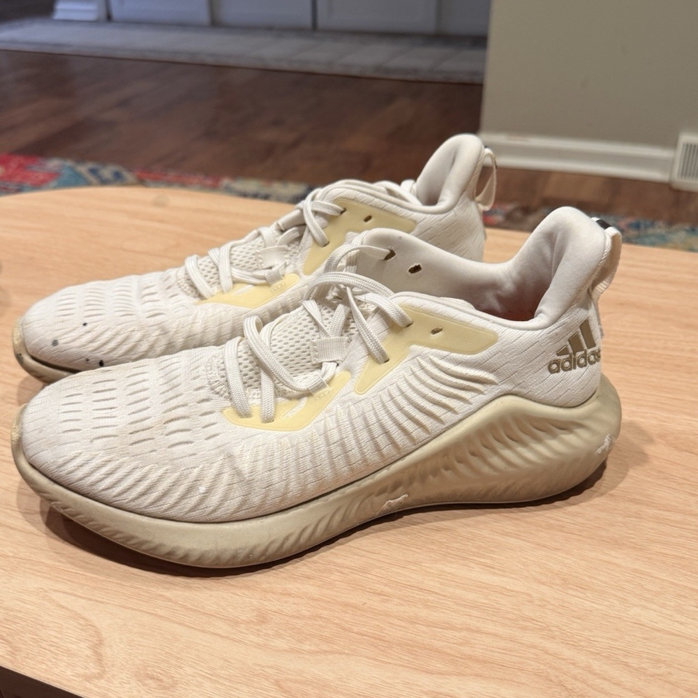 Adidas Womens Alphabounce  Ivory White Running Shoes Sneakers Size 9
